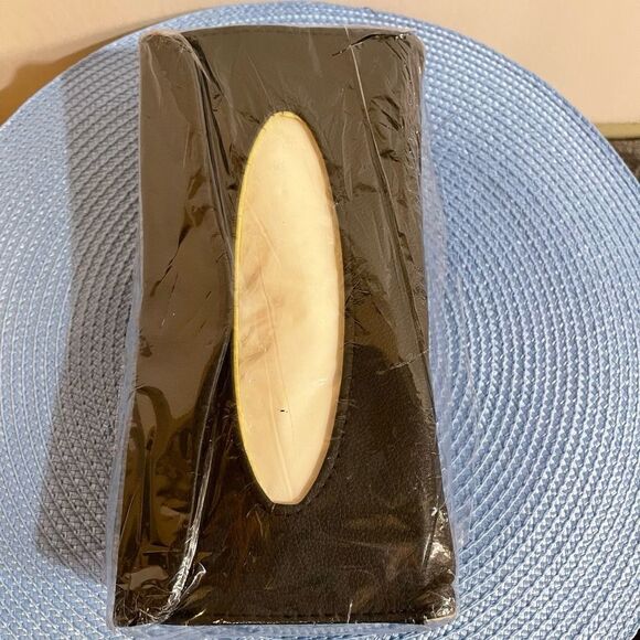 Car visor tissue, mask holder Black set of 2 NWT - Picture 3 of 9